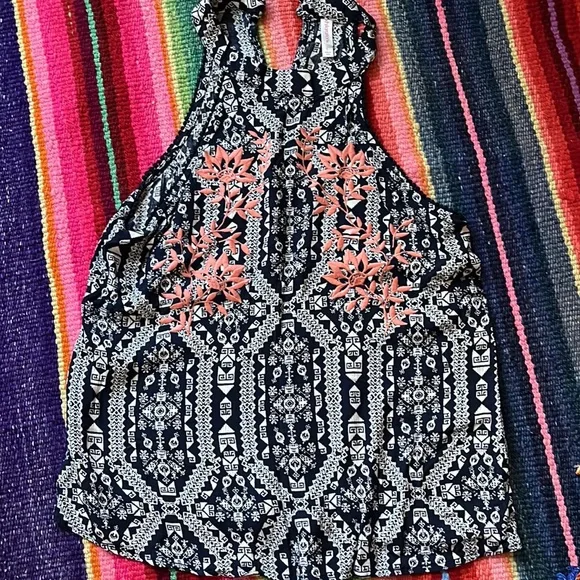 Caribbean tops! - Picture 6 of 6